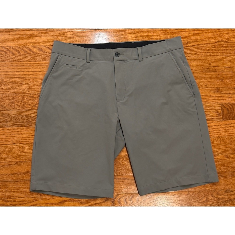 KJUS Ike Shorts Mens Large (36x10) Gray Golf Performance Stretch Chino Tech